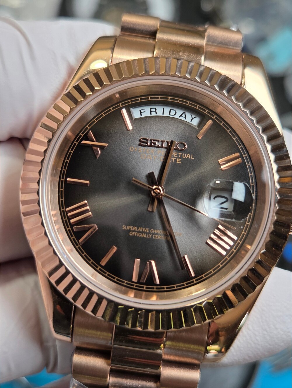 New 40mm SeikoMod Day Date Automatic Watch Sunburst Gray Rose Gold Tone